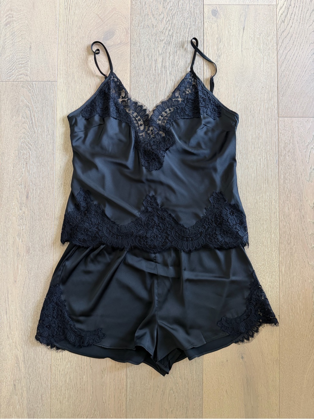 Homebodii Sian Black Cami Top And Shorts Set — image 8 of 8